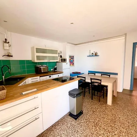 Casamea- Famille, 2 Min Ajaccio (Corsica)